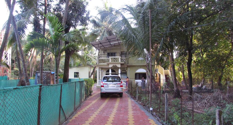 Niwant Holiday Home, Alibaug 3