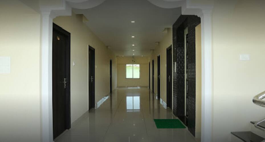 Sri Sai Lodge A/C, Ongole 2