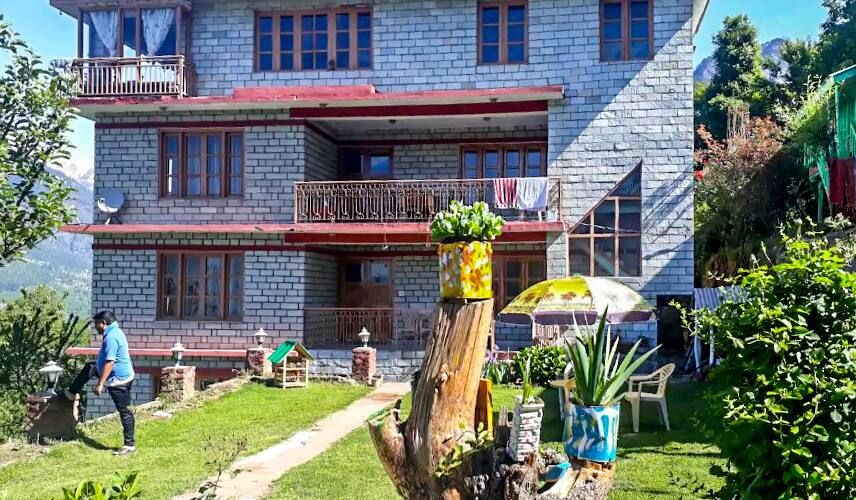 Ayushmaan Home Stay - A Wandertrails Stay, Manali 1