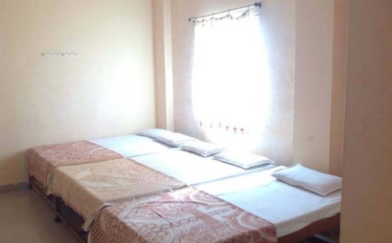 Trimurti Lodge Tuljapur, Tuljapur 4
