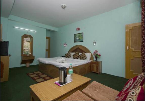 Hotel Lily Inn, Manali 4