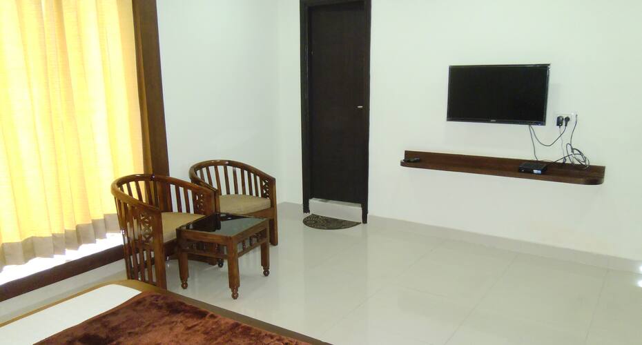 Hotel Pankaj, Chintpurni 3