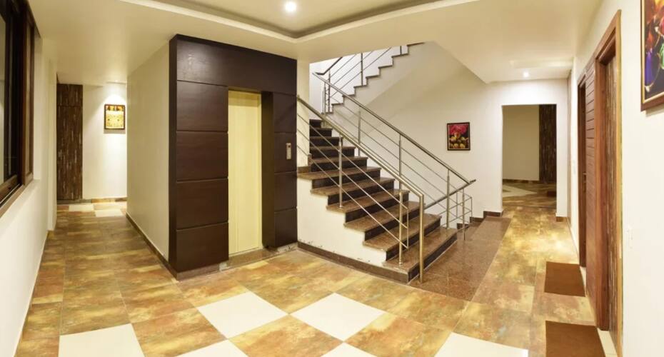 Hotel President, Chintpurni 2