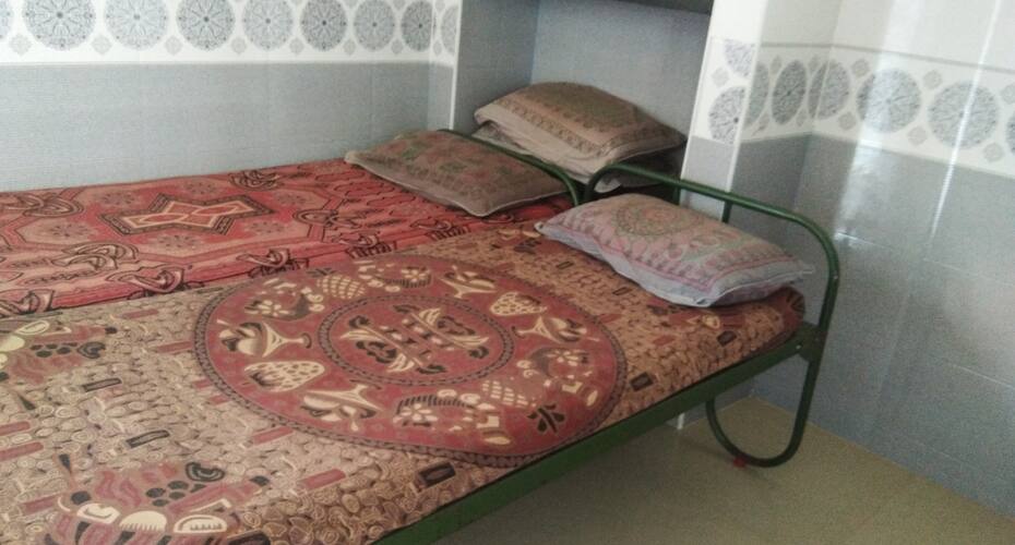 Sri Thirukumaran lodge, Palani 3