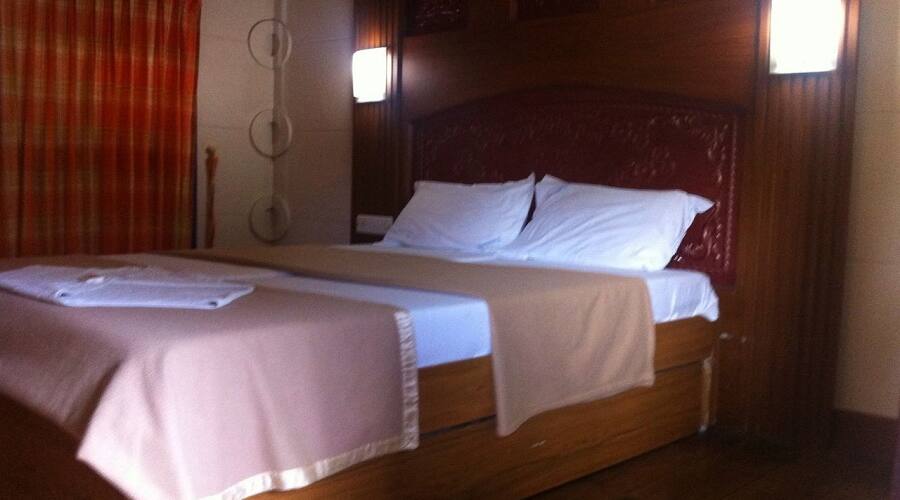 chittadil house boat 6, Alleppey 3