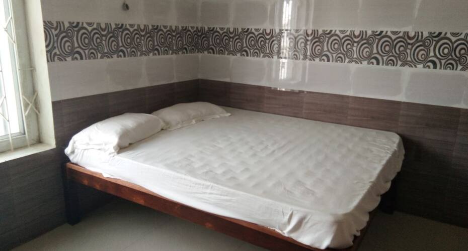 Sri srinivasa Lodge, Palani 4