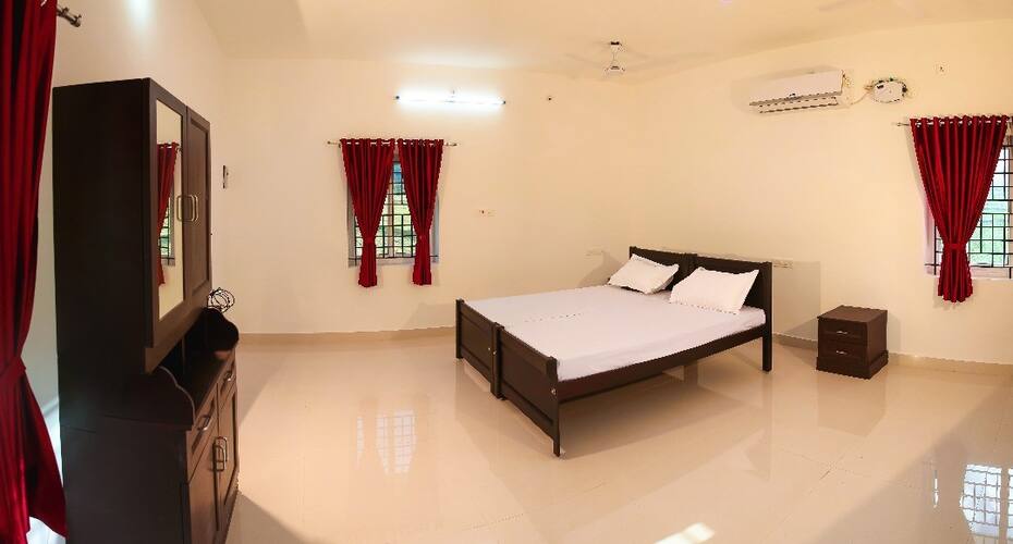 Green Garden Resort, Shiroda 3
