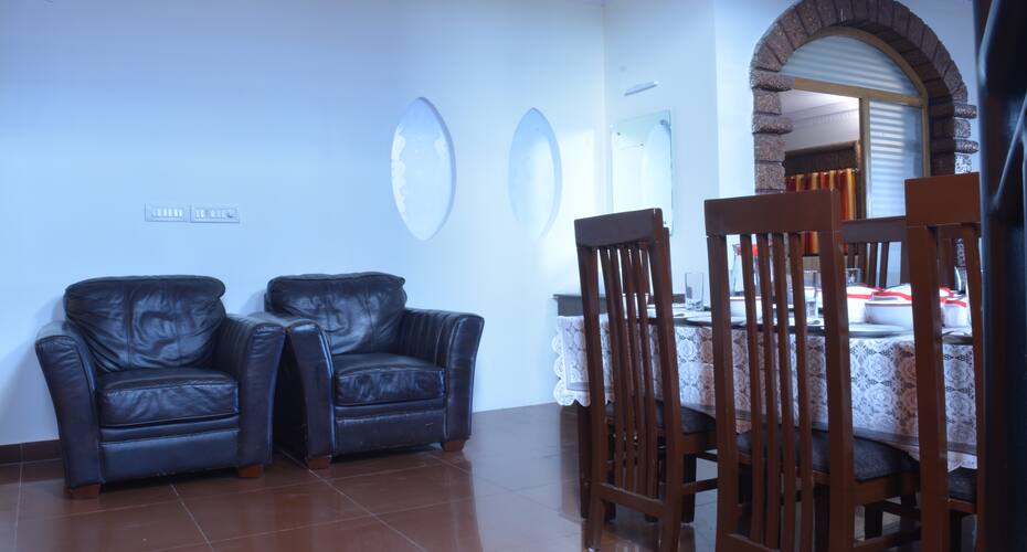 RedStone Villa and Suites, Bangalore 3