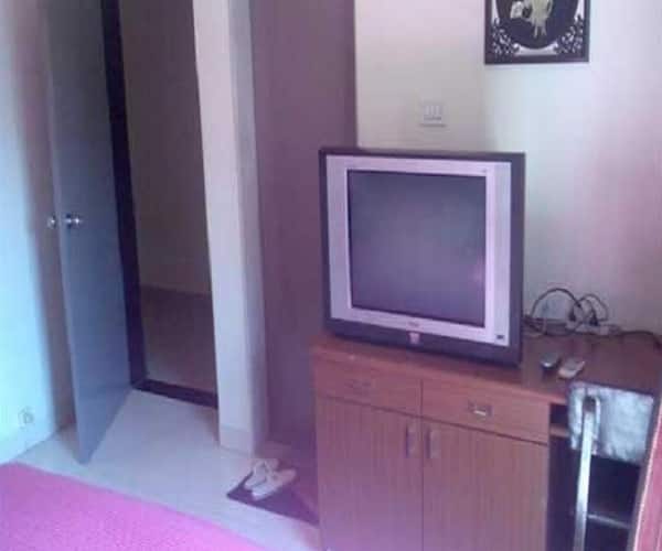 Bellavista Serviced Apartments Kalyani Nagar, Pune 4