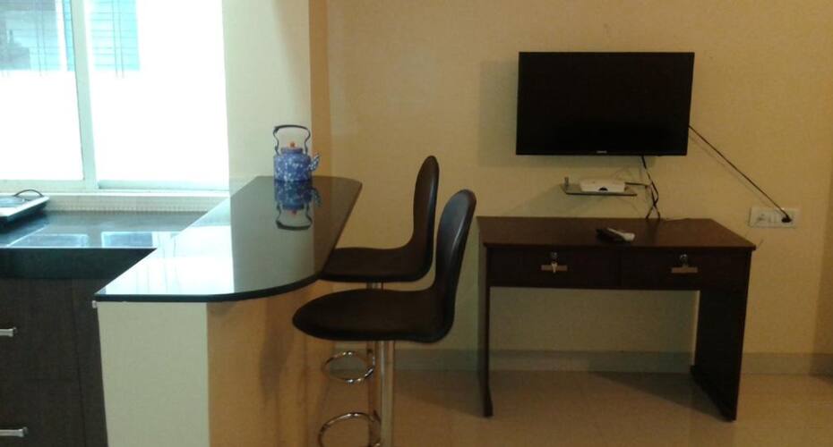 Bharati Service Apartment, Pune 5