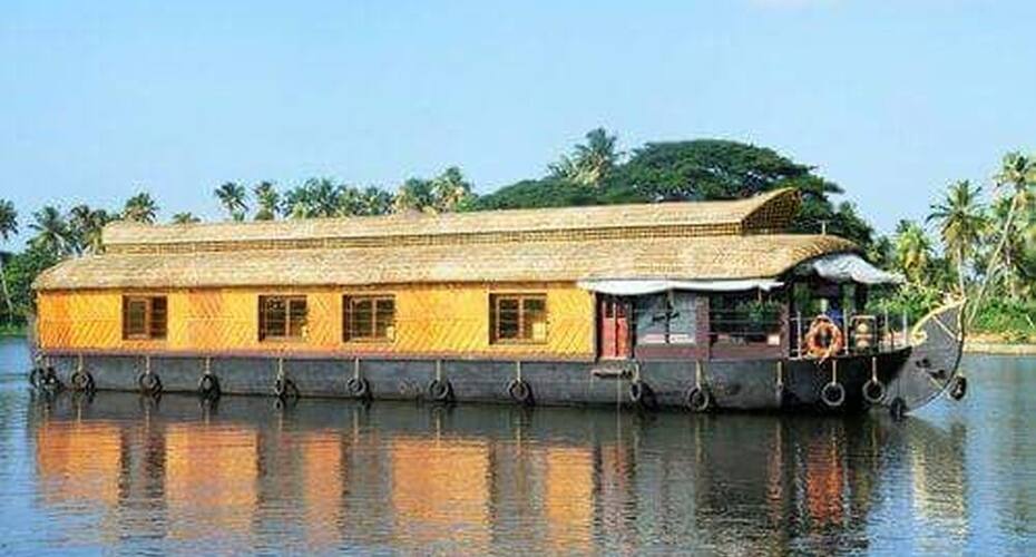 Adonai house boat 2, Alleppey 1