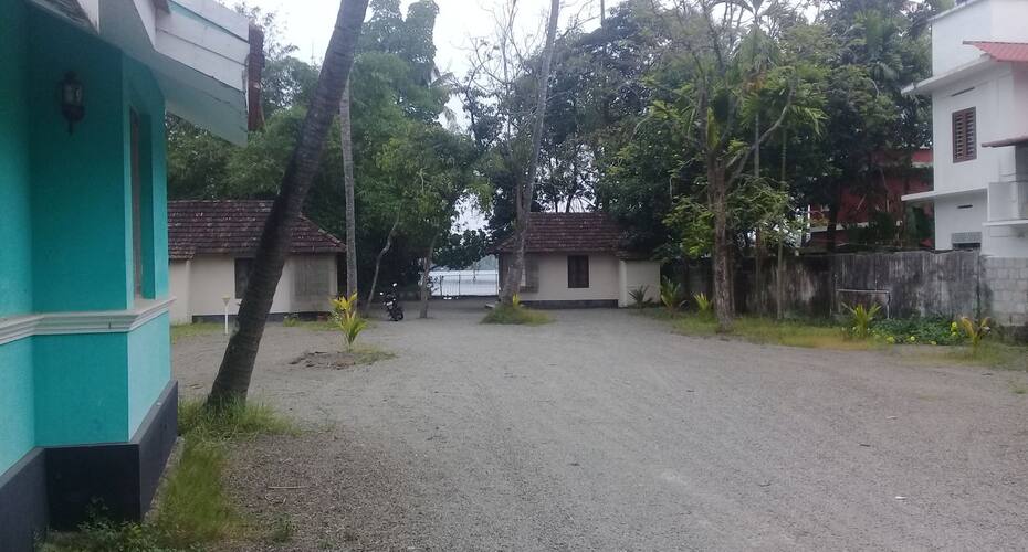 Herbal Holding Resort, Kochi 3