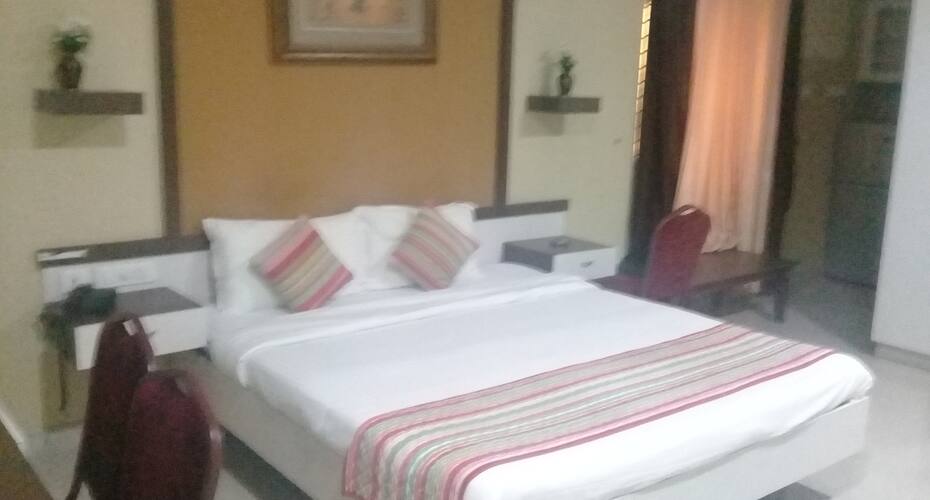 Aryas lodges, Thrissur 2