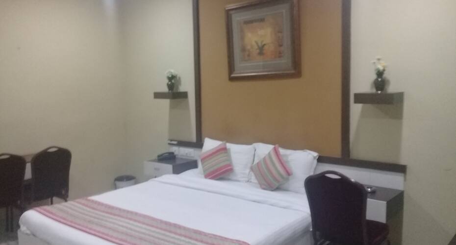 Aryas lodges, Thrissur 3