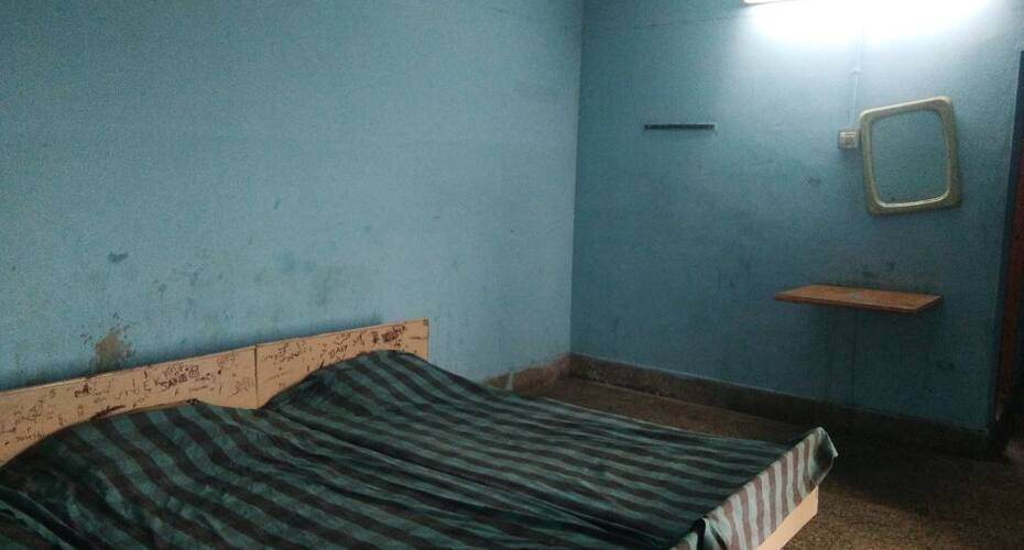 Sri Venkateshwara Lodge, Palani 1