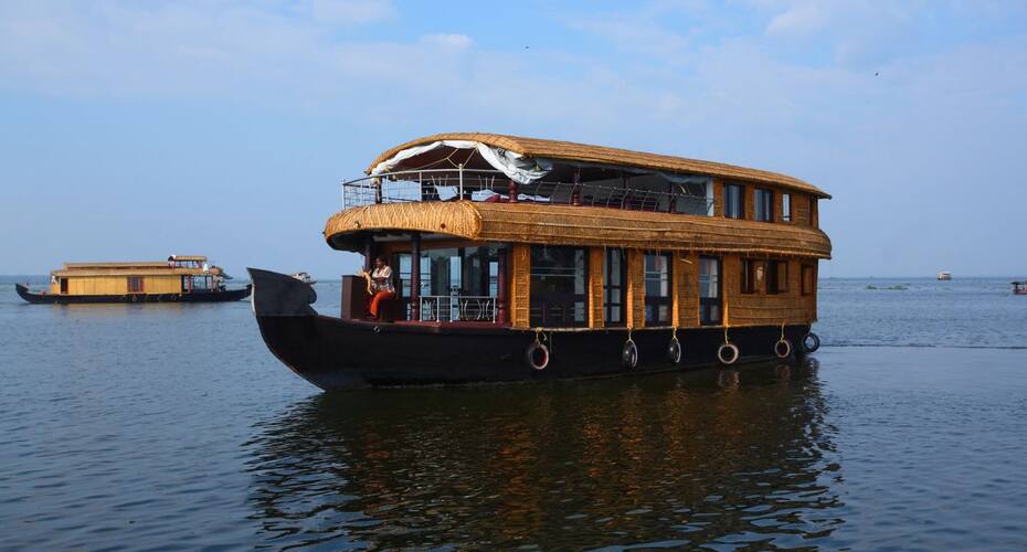 Ostrich two bed house boat, Alleppey 1