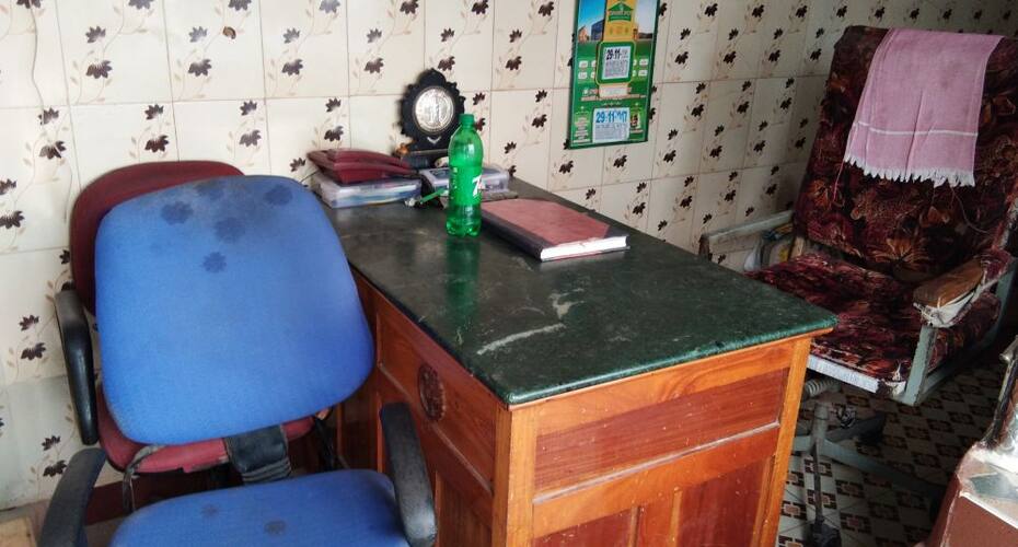 A.K.M Bari Lodge, Palani 2