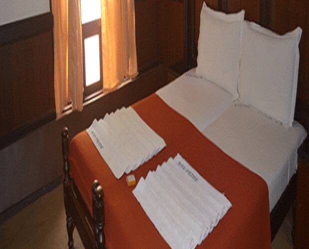 Bay pride three bed house boat, Alleppey 2