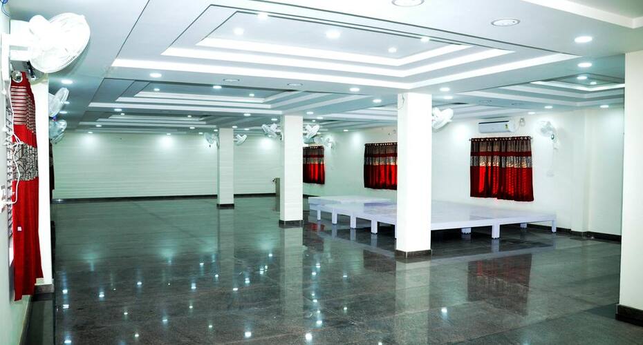 Hotel GJN Inn Residency & Function Hall, Puttur 5