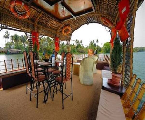 Chithira house boat two bed, Alleppey 1
