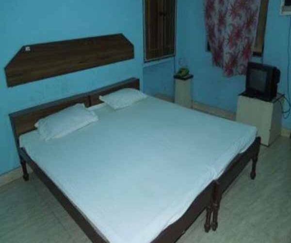 Aanchal Lodge, Allahabad 1