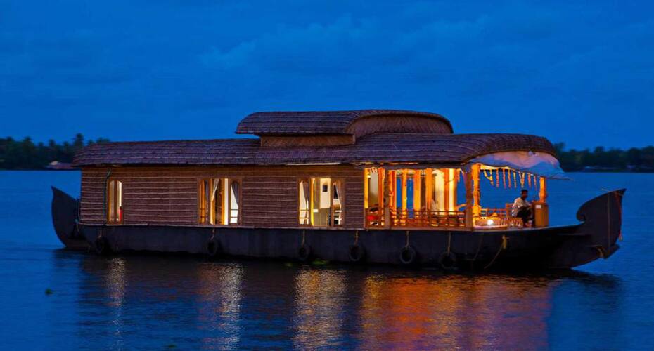 Dona Deluxe Houseboats, Alleppey 3