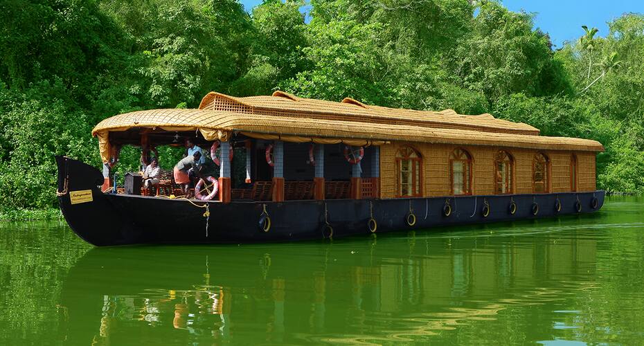 Exodus Houseboats (Deluxe), Alleppey 1