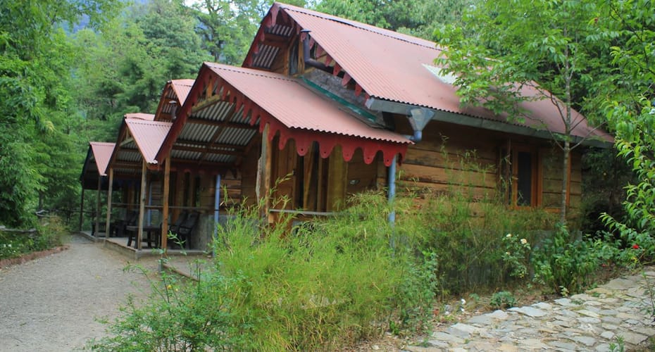 Mountain Quail Lodge, Nainital 3