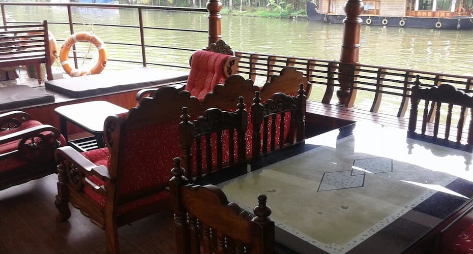 Exodus Houseboats (Deluxe), Alleppey 5