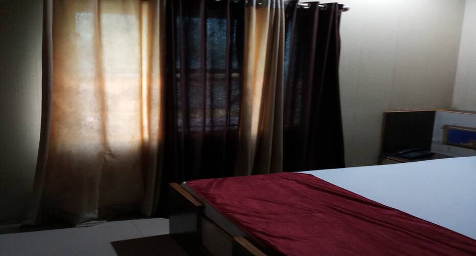 Vishnu Hotel & Banquet, Jind 5