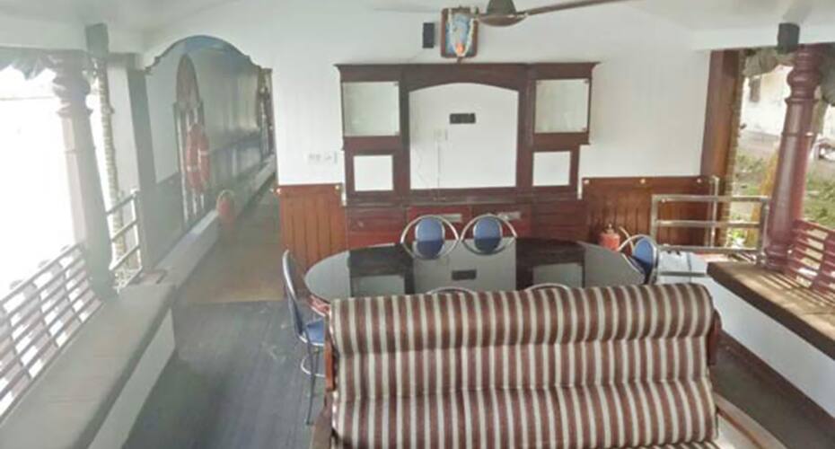 Kiliroor Two Bedroom Houseboat, Alleppey 2