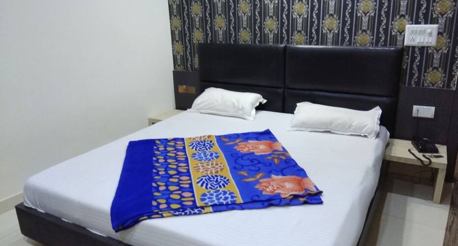 Hotel Uttam & Banquet, Jind 4