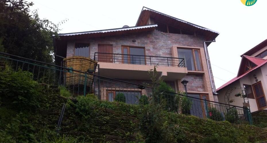 Amazing 3 Bedroom Cottage in Ranikhet, Ranikhet 2