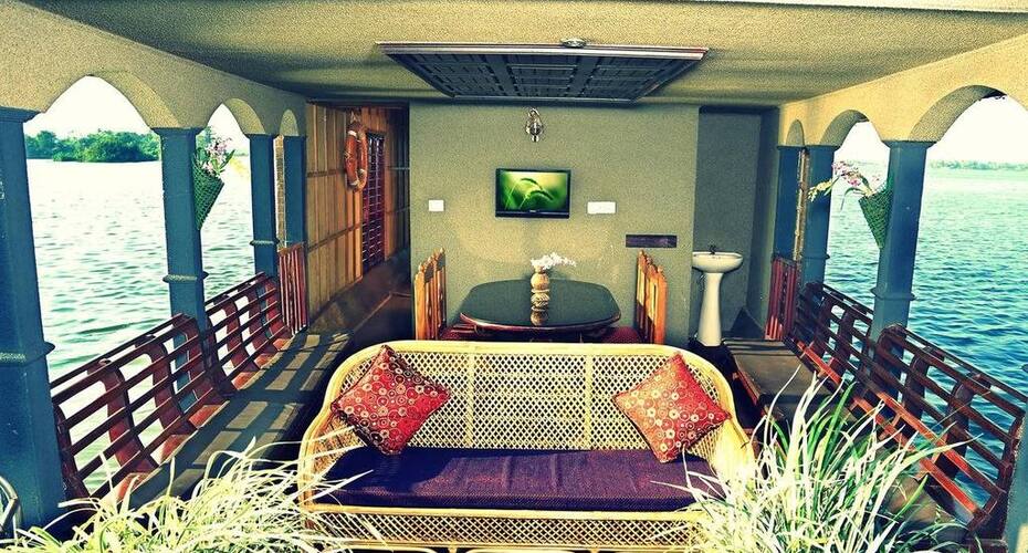 Angel Queen Houseboats, Alleppey 4