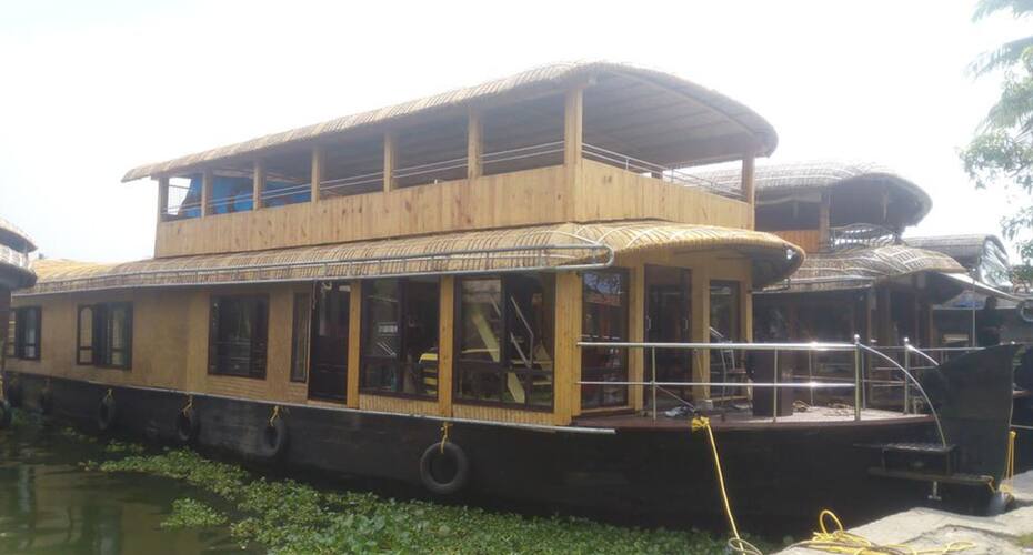 Mera Boat Trip, Alleppey 4