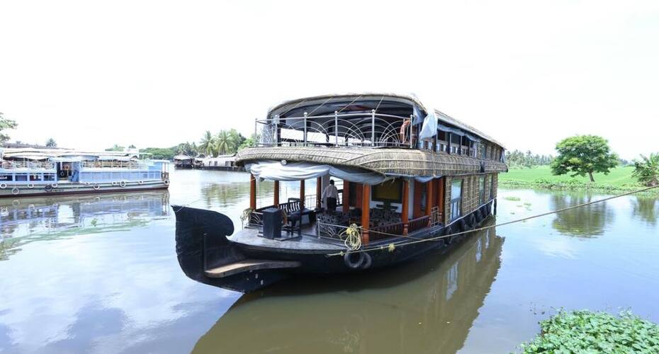 Mera Boat Trip, Alleppey 5