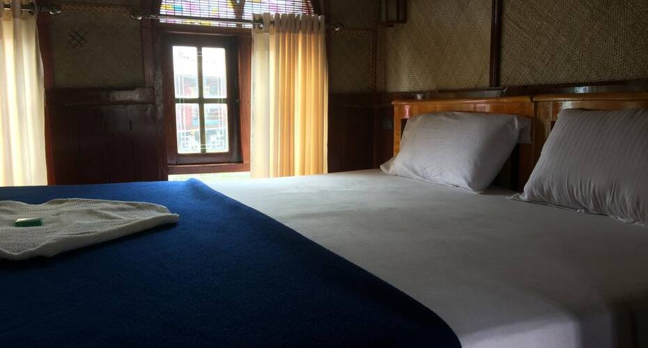 Oscar Cruises, Alleppey 4