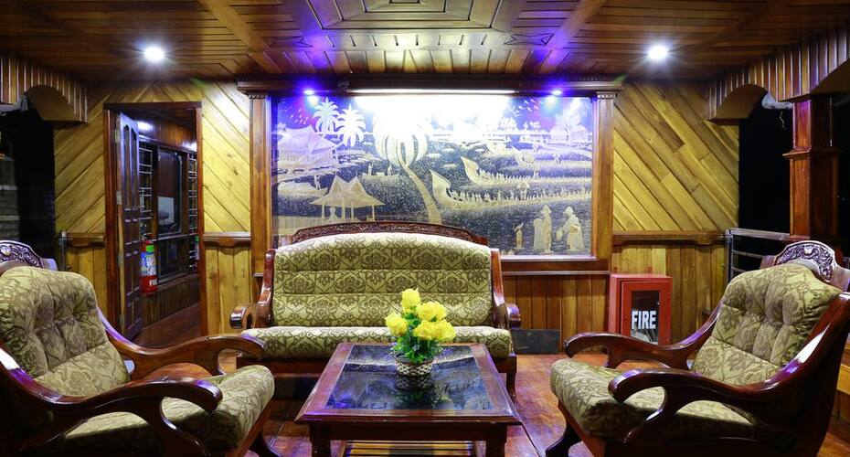 Trident Honeymoon Houseboat, Alleppey 5