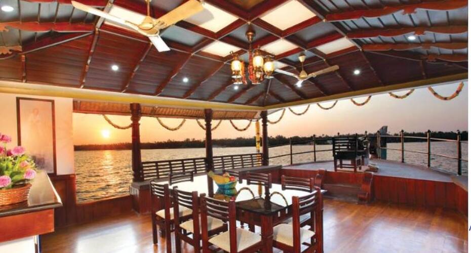Olala Day Cruise, Alleppey 5