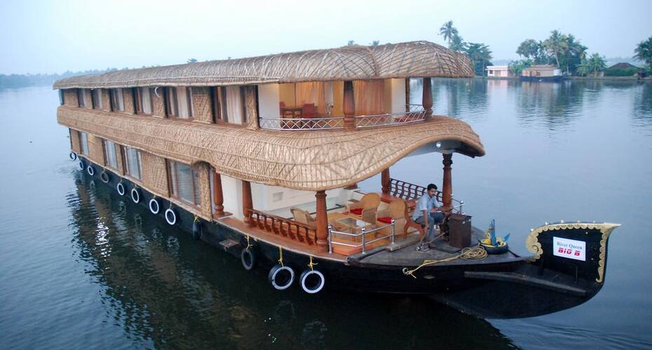 Meridian Houseboat, Alleppey 1