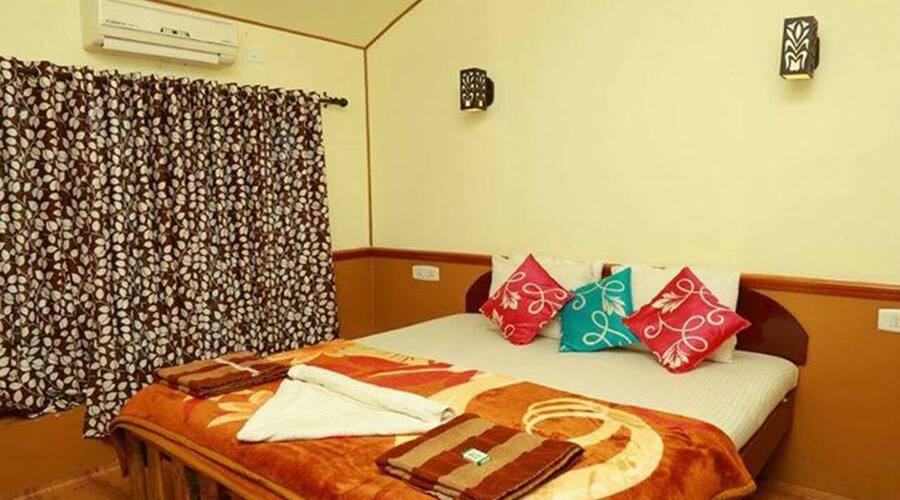 Trident Sharing Houseboat, Alleppey 4