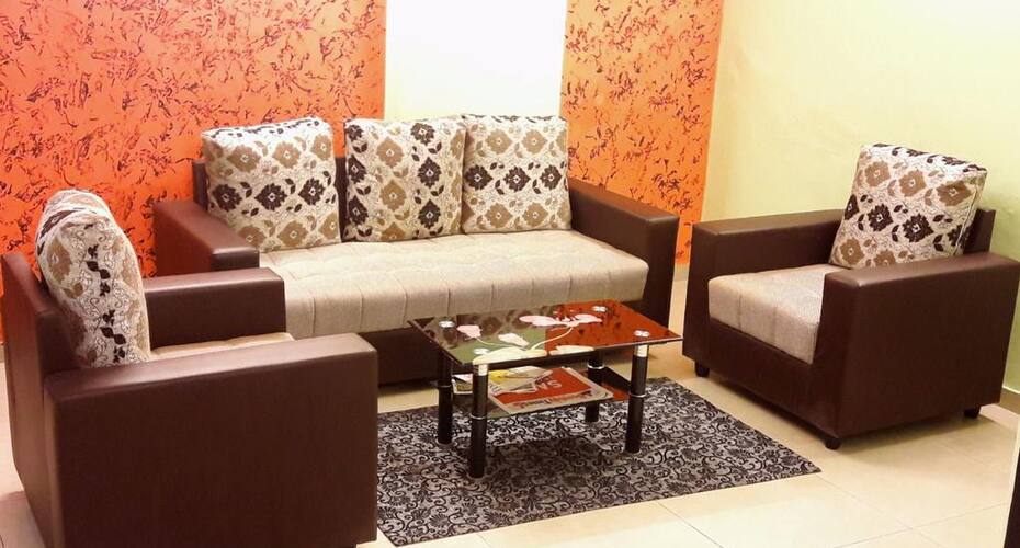Executive Pleasant Service Apartment, Mumbai 3