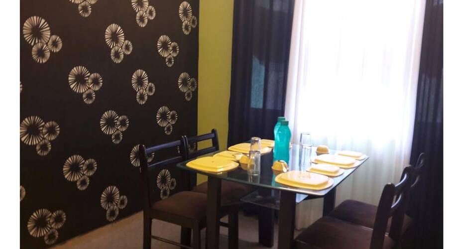 Executive Pleasant Service Apartment, Mumbai 4