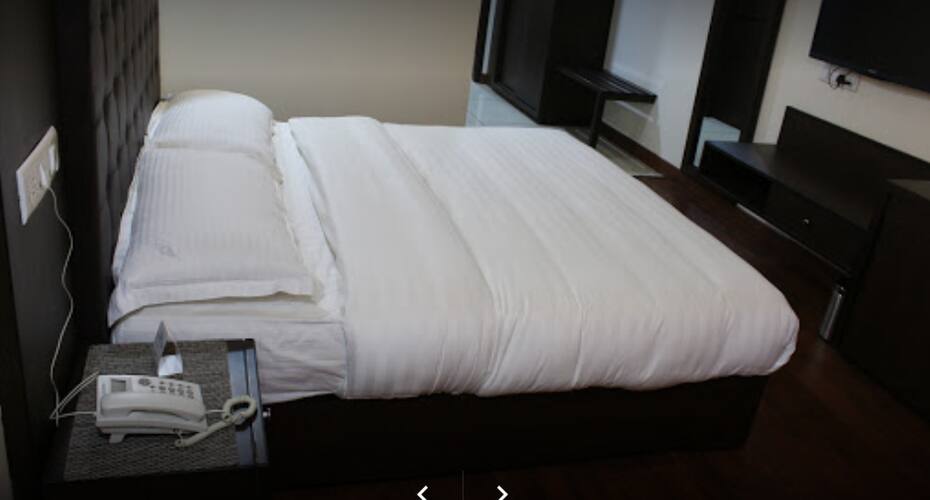 Hotel Noor Mahal, Moga 5