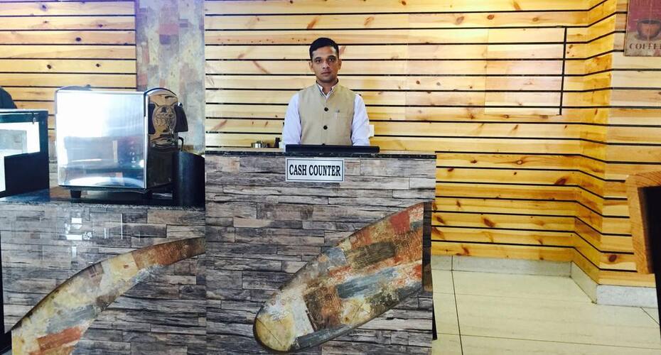 Hotel Neelam, Moga 3