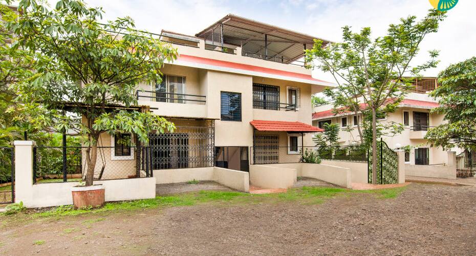 2-BR homestay for backpackers, 1.8 km from Ryewood Park, Lonavala 2