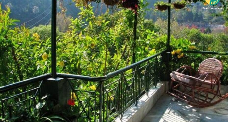 Lake-facing 2-BHK cottage, ideal for a family retreat, Bhimtal 5