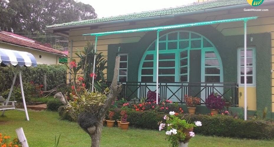 3 bedroom cottage close to Sima's Park, Coonoor 2