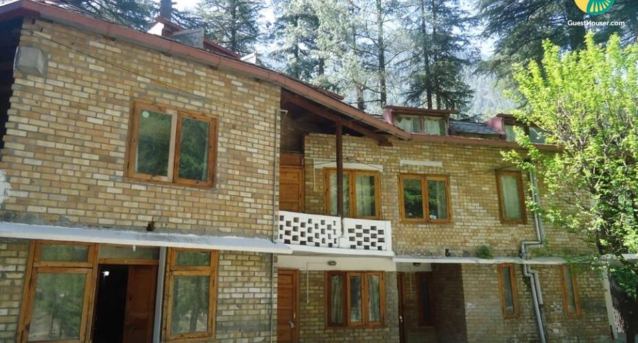 Elegantly done stay ideal for a group getaway, Kasol 1