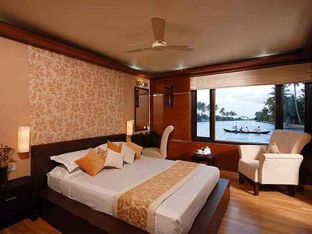 The Arabian Cruises Ultra, Kumarakom 2